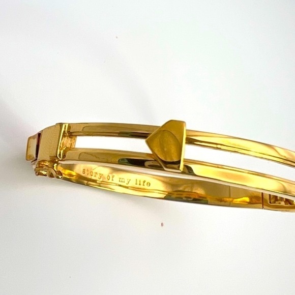 Stella and Dot Keepsake Slider Charm Bangle - Gold - Picture 10 of 12